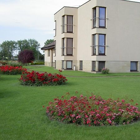 Hotel Grodzki Познань Экстерьер фото